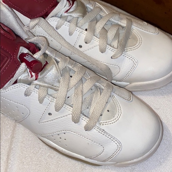 Air Jordan 6 retro “Maroon 6s” - Picture 2 of 2